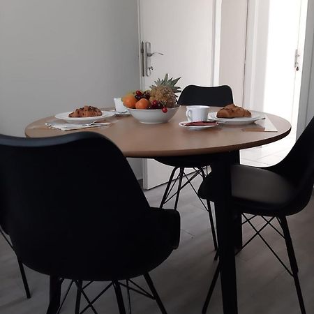 Apartments Nona Сен Екстериор снимка