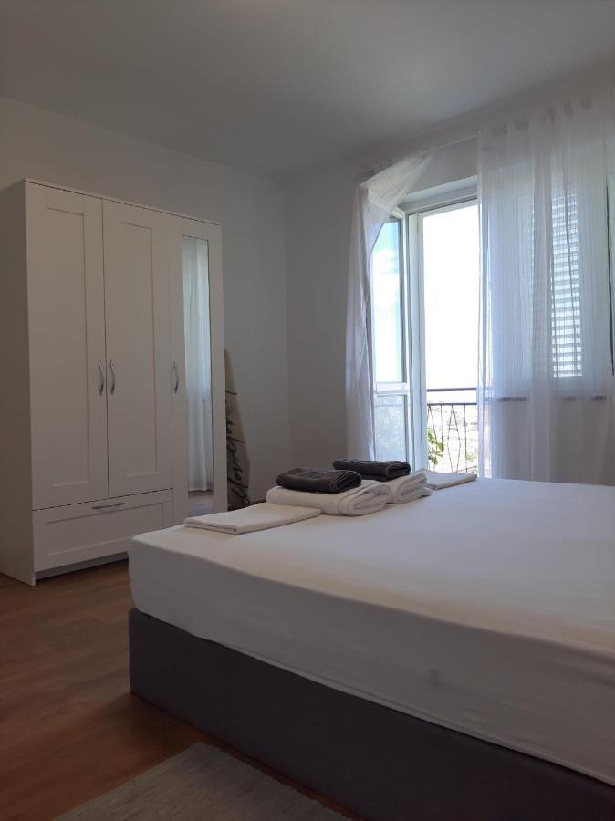 Apartments Nona Сен Екстериор снимка