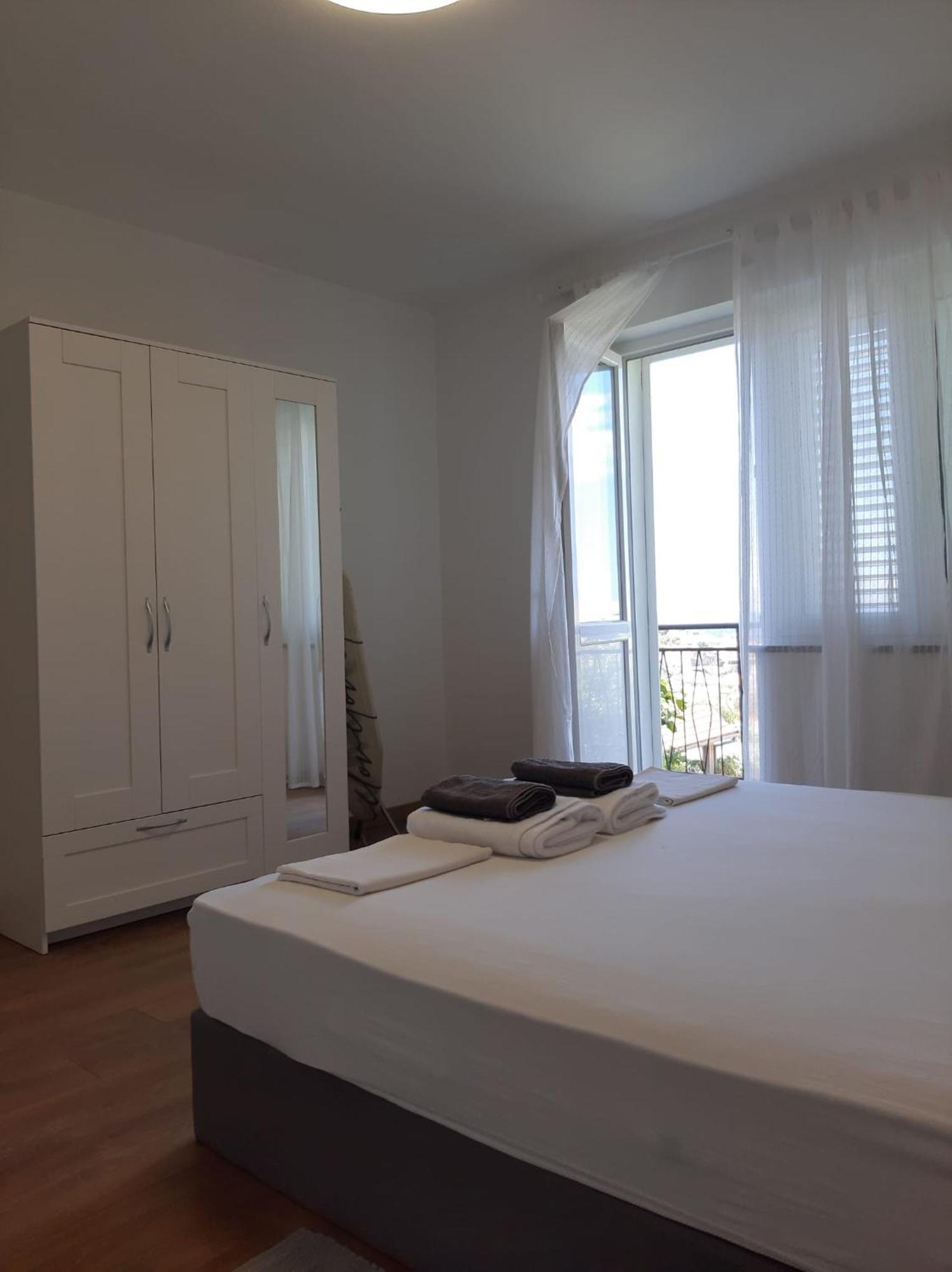 Apartments Nona Сен Екстериор снимка
