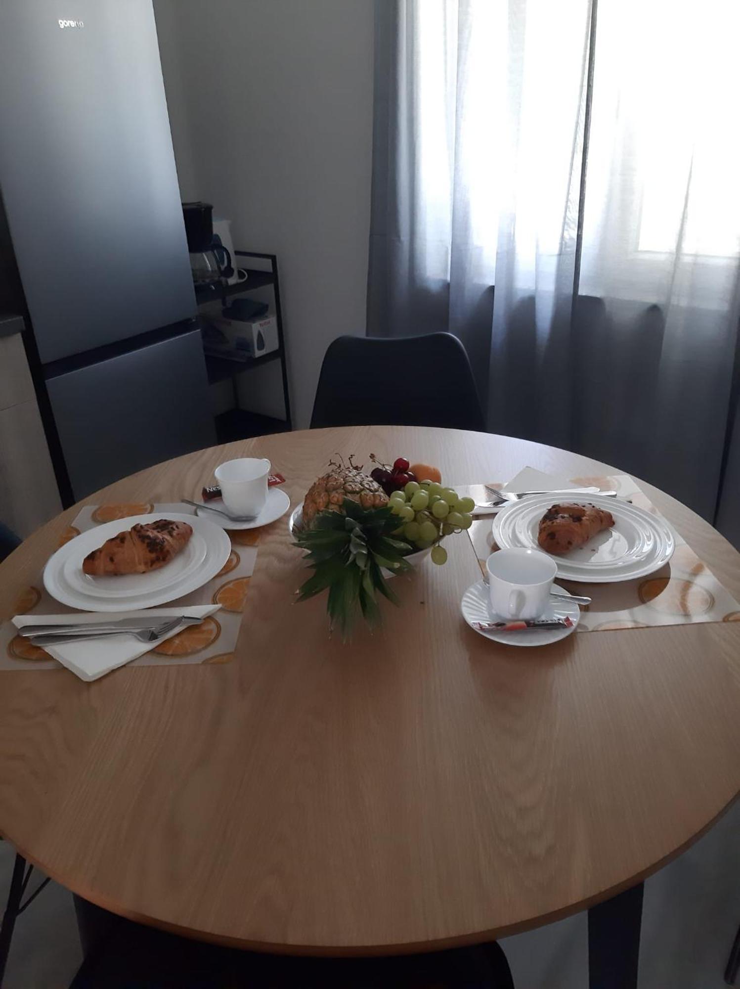 Apartments Nona Сен Екстериор снимка
